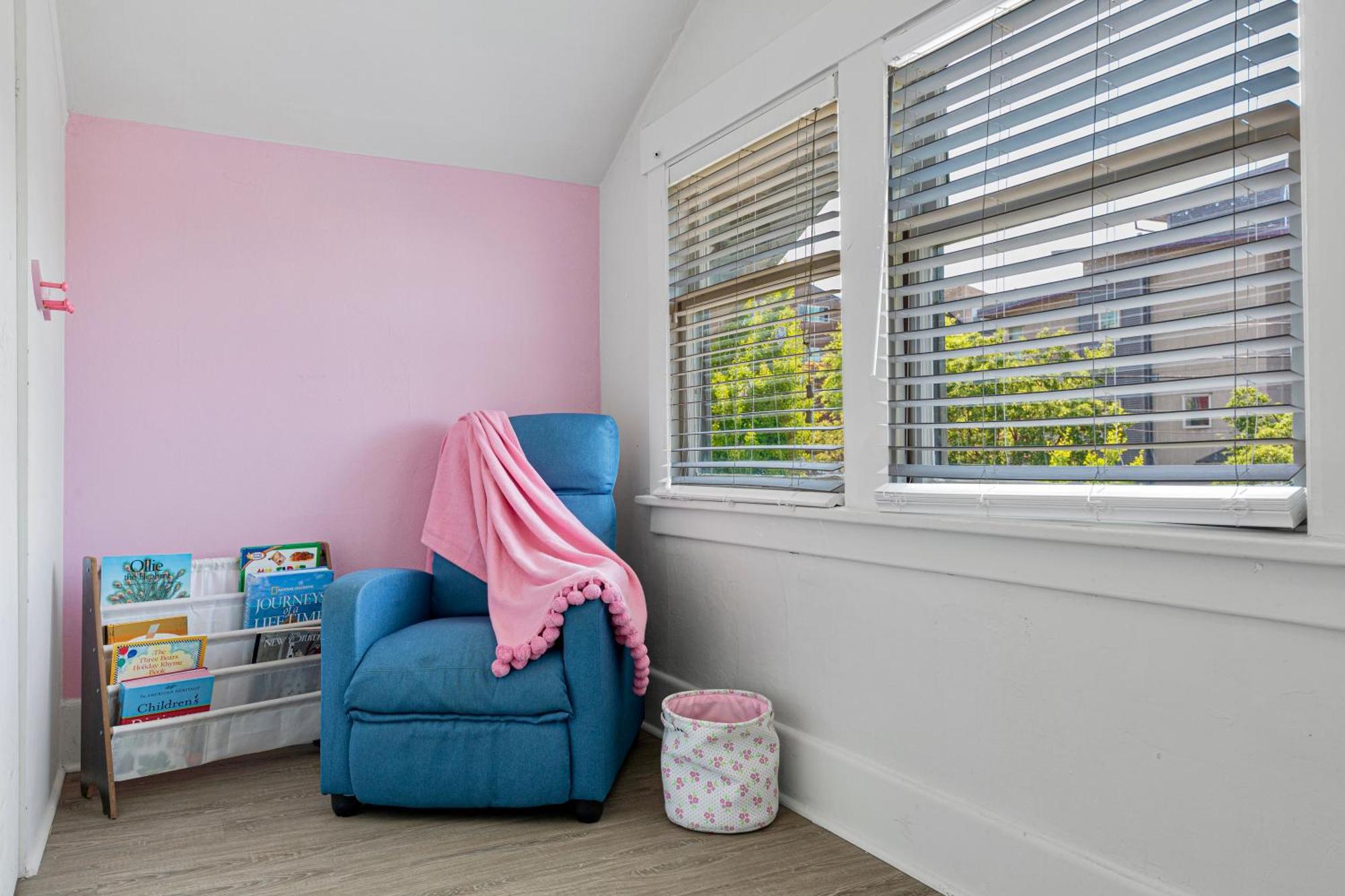 Vintage 3 Bedroom Home In Prime Eastlake Seattle With Private Parking Eksteriør bilde