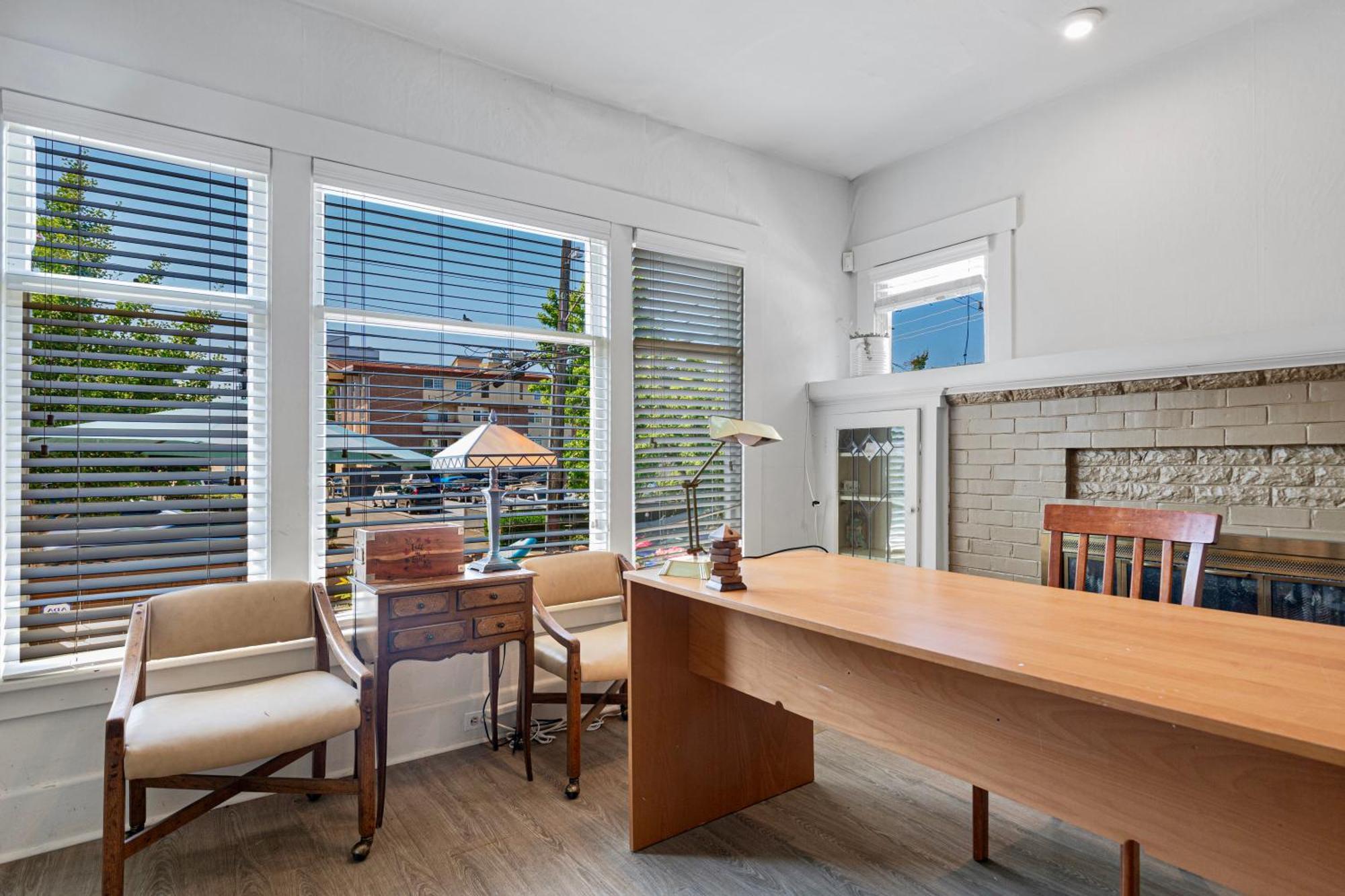 Vintage 3 Bedroom Home In Prime Eastlake Seattle With Private Parking Eksteriør bilde