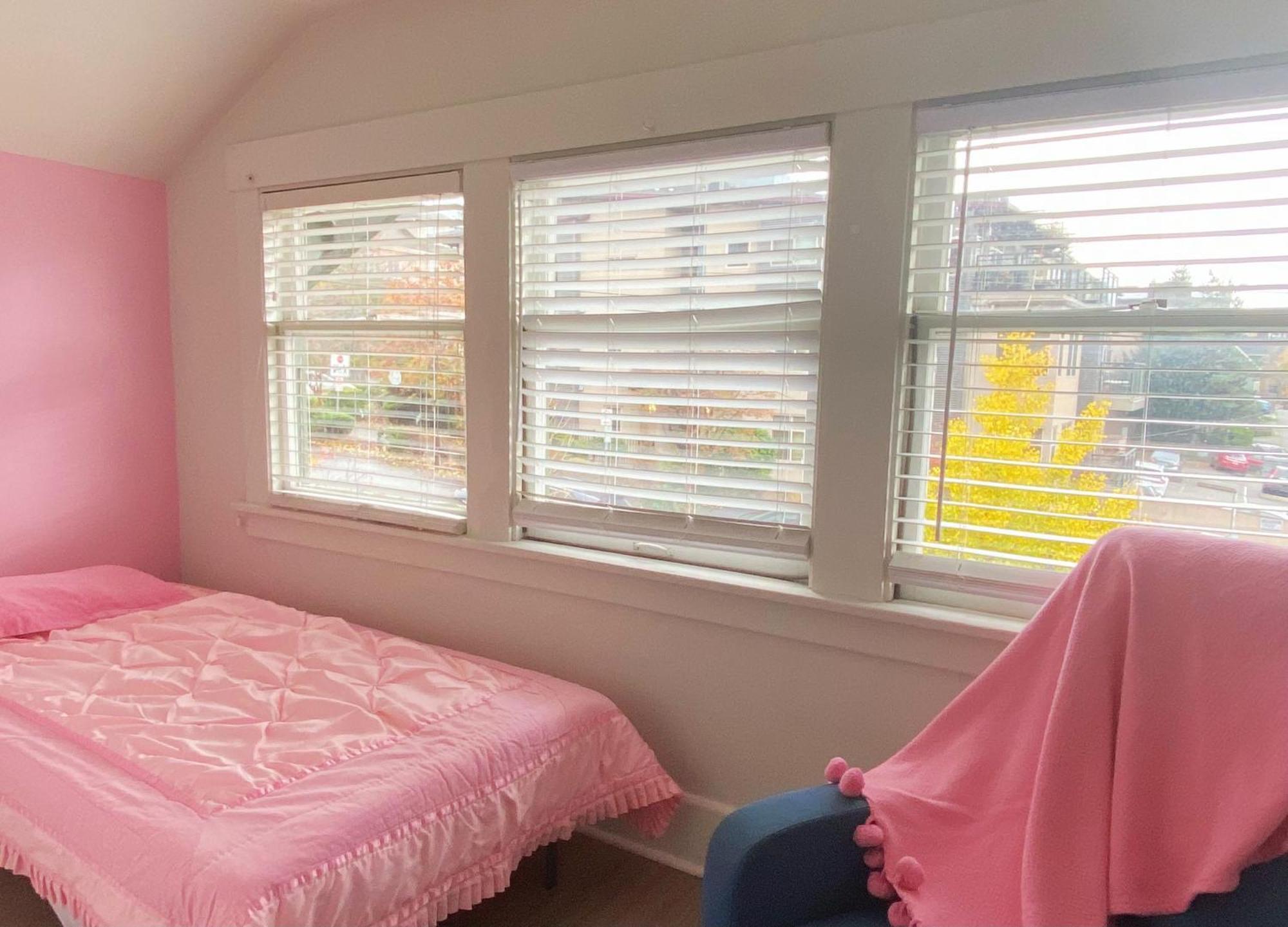 Vintage 3 Bedroom Home In Prime Eastlake Seattle With Private Parking Eksteriør bilde